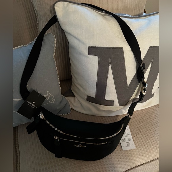 Kate Spade Chelsea Belt Bag new with tags - Picture 4 of 7
